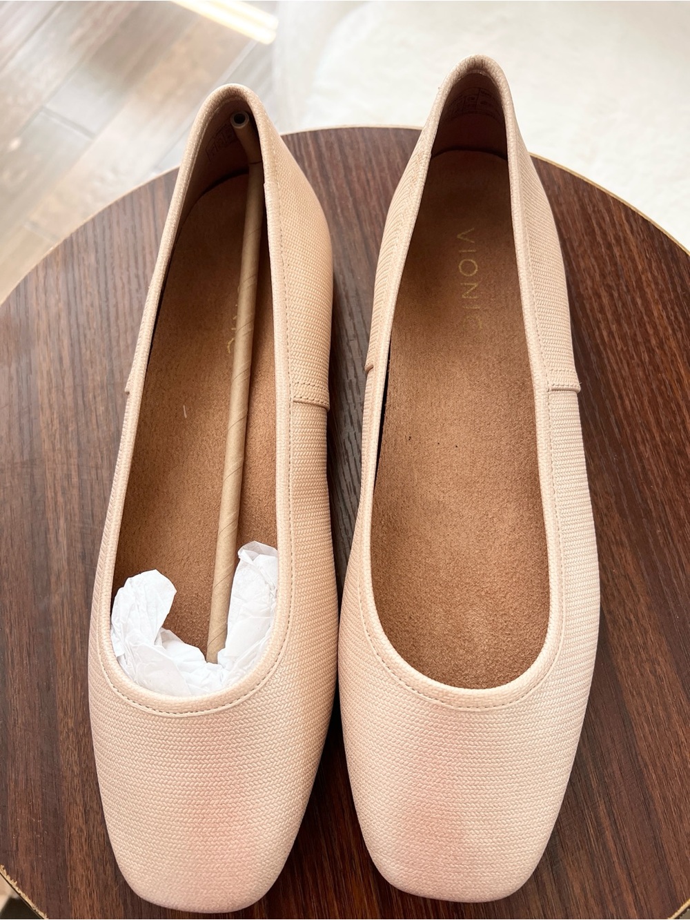 Vionic Orinda Slip-On Ballet Flat in Champagne - New in Box/Unworn. 9